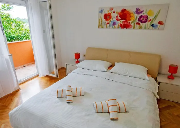 Bene Apartment Banjol